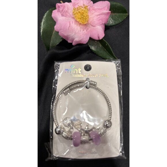 Mint Stainless Steel Starfish Shell Crystal Charm Silvertone Bangle Bracelet NEW - Picture 5 of 6